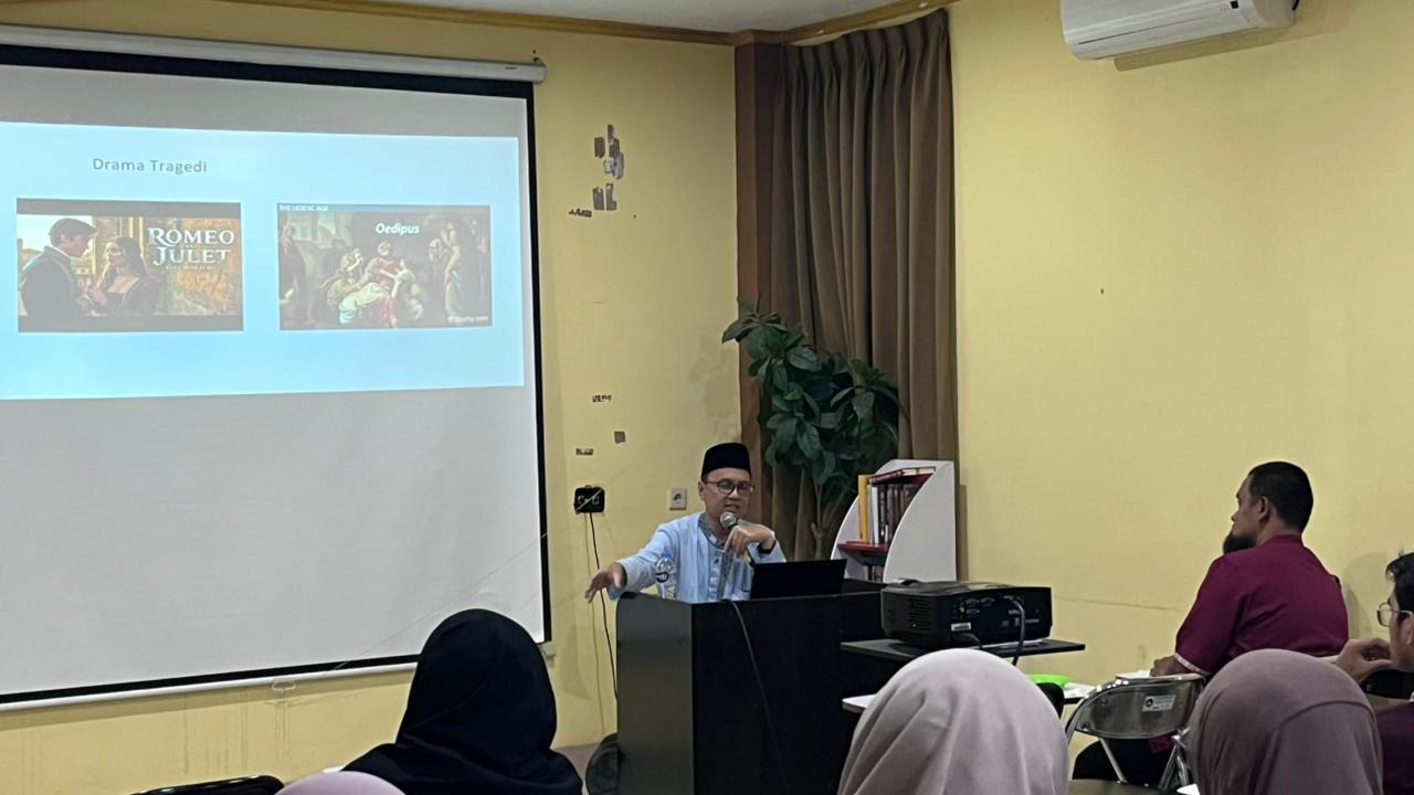 Dr. Wendi Zarman: Kontras Kebahagiaan Duniawi dan Kebahagiaan dalam Islam